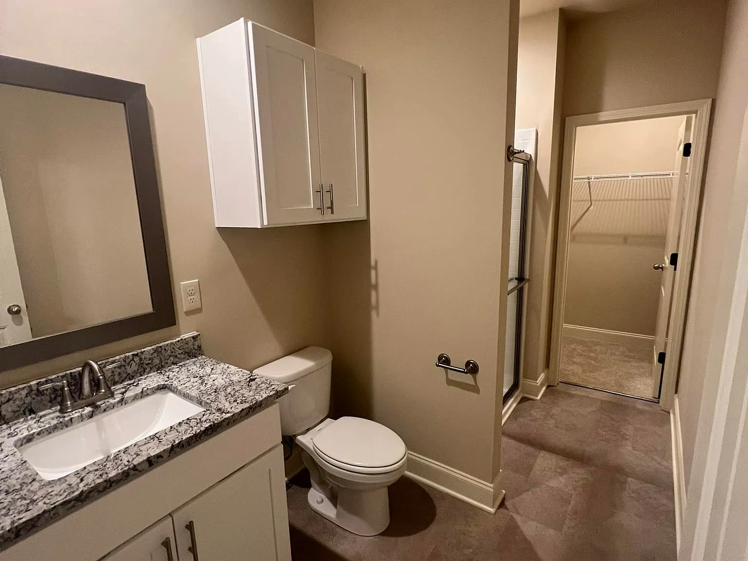 3 bed, 1100 sqft, $1,500 — Photo 3