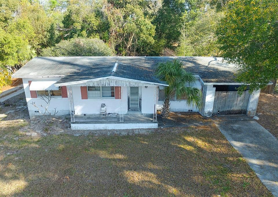 1st image of 1833 W McCormick Rd