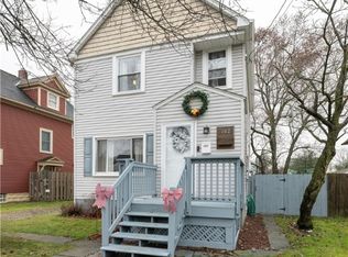 102 24th St NW, Barberton, OH 44203