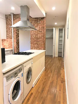 Rented by Bruma Realty LLC | media 1