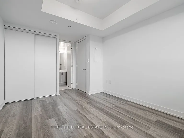 556 Marlee Ave #301 — Photo 25