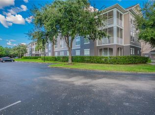 9320 Crescent Loop Cir APT 204, Tampa, FL 33619