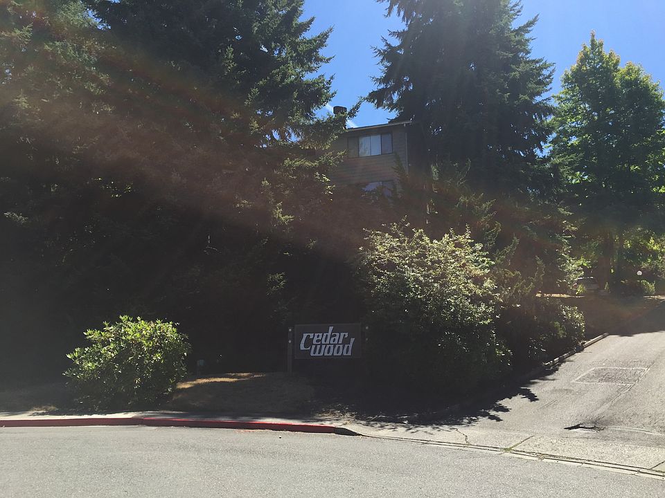 1st image of 12709 NE 116th St APT C302
