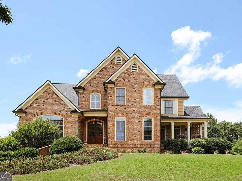 1st image of 2041 Lakewood Manor Dr
