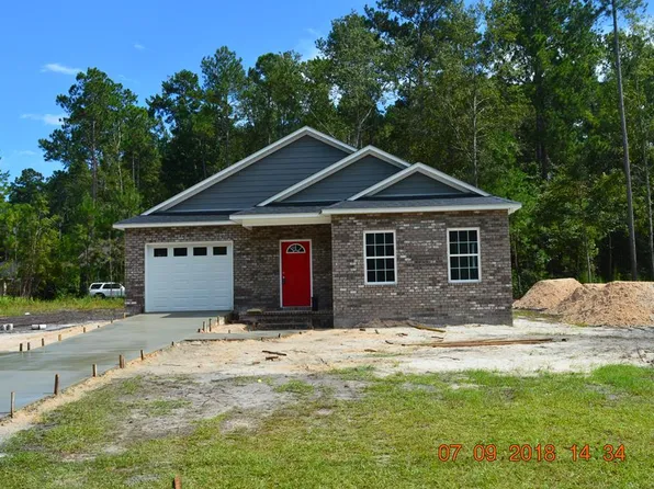 104 Knotted Pine Ln, Thomasville, GA 31792