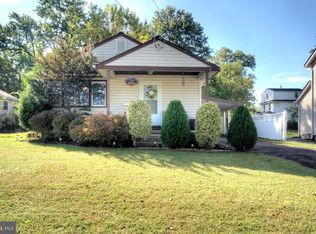 104 W Adams Ave, Magnolia, NJ 08049