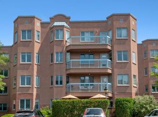 505 Penn Ct, Edgewater, NJ 07020