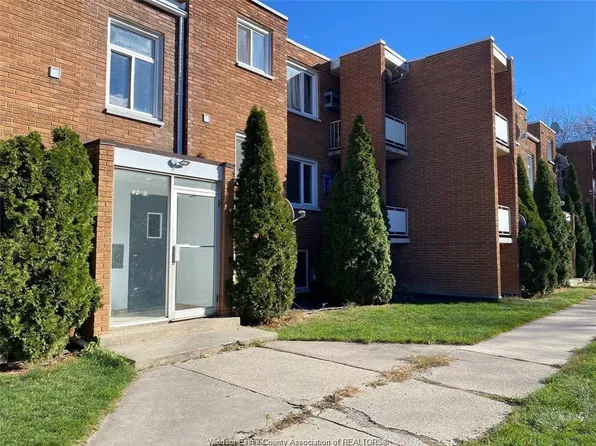 2476 Rivard Ave #5, Windsor, ON N8T 2H2