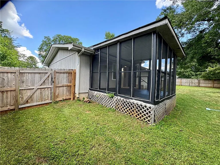 7 Sherwood Loop — Photo 37