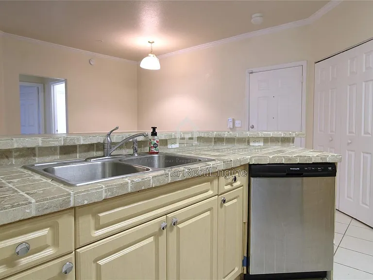 3561 Conroy Rd #217-1 — Photo 6