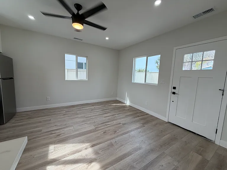 508 7th St #2 — Photo 3