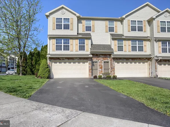 154 Mapleton Blvd, Harrisburg, PA 17112