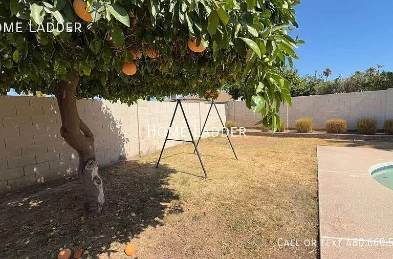 4362 E Ludlow Dr — Photo 27