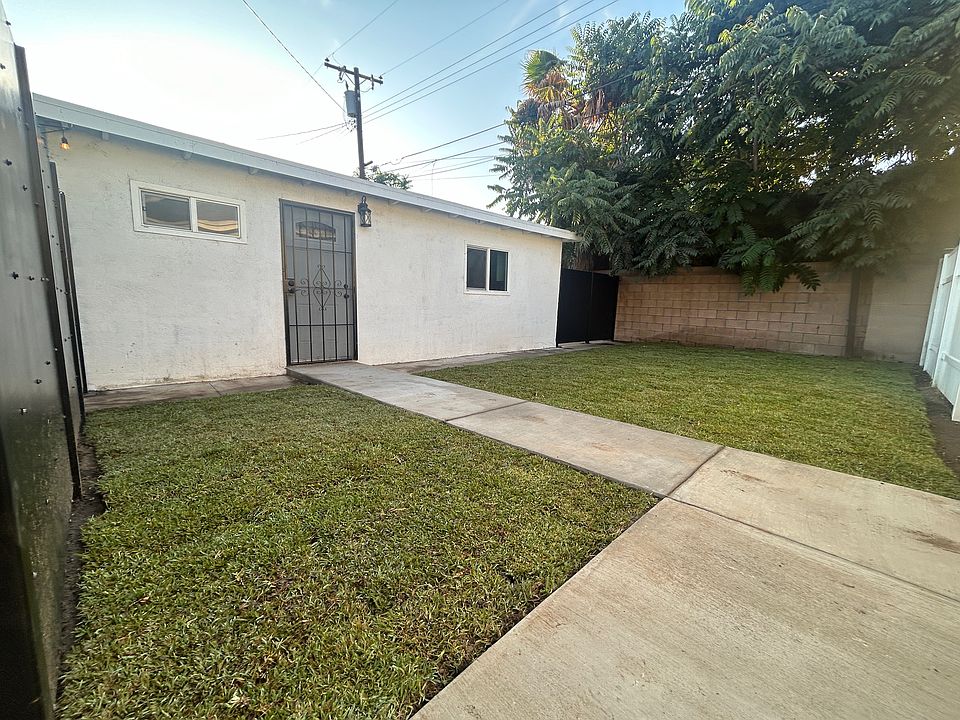 1st image of 16337 E Bellbrook St