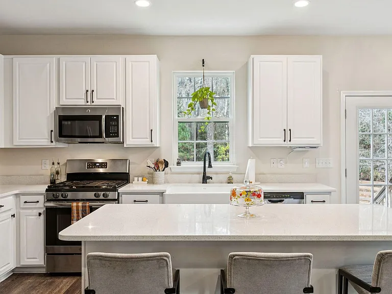 6530 Pepper Grass Trl — Photo 16