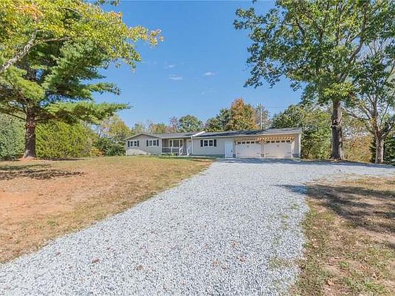 2nd image of 3212 Finch Farm Rd