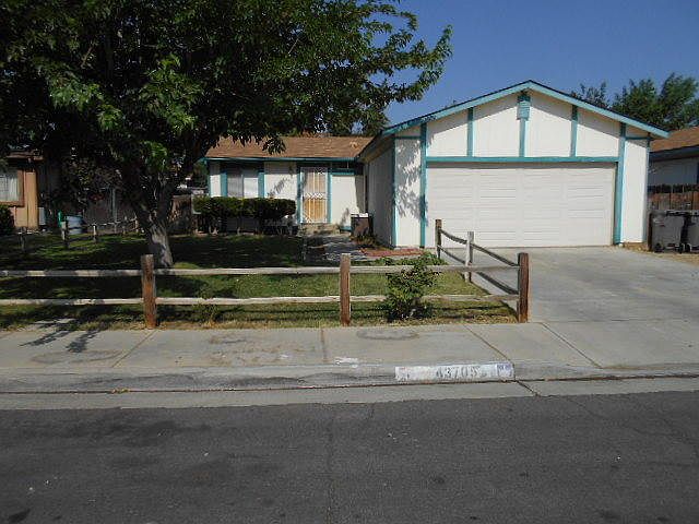 1st image of 43705 Ponderosa St