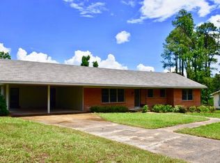 975 Woodcrest Rd, Camden, AR 71701