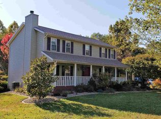 653 Deer Lake Rd, Bloomfield, IN 47424