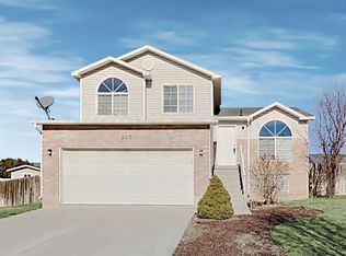 203 E 2450 S, Clearfield, UT 84015