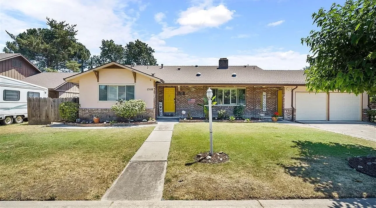 6 bed, 2535 sqft, $850 — Photo 1