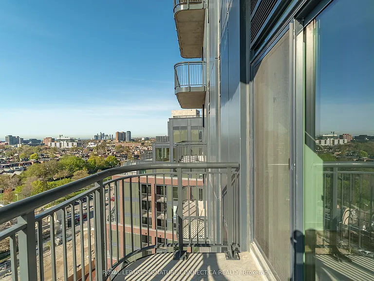 1185 Dupont St #1018 — Photo 25