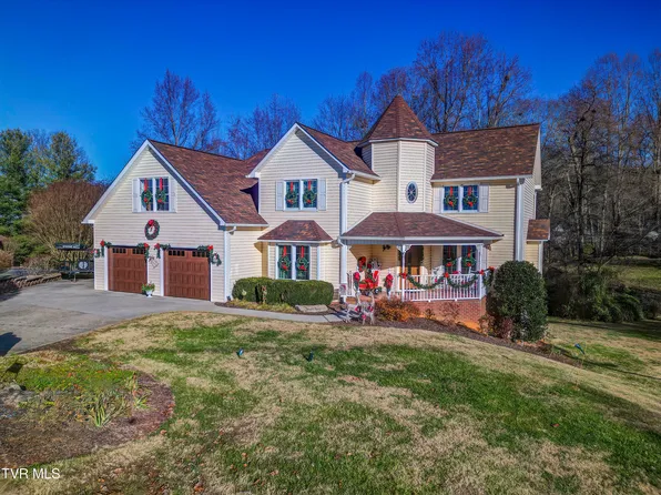 130 Hillview Ct, Gray, TN 37615