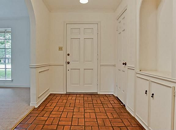 5th image of 4240 Creekdale Dr