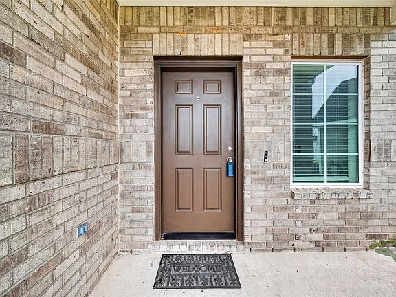 2nd image of 31622 Whittis Hill Way