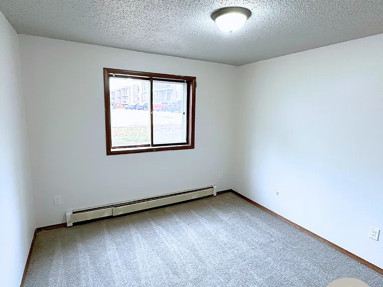 Parkview Apartments — Photo 37