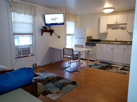 21 Beacon St #UP — Photo 4
