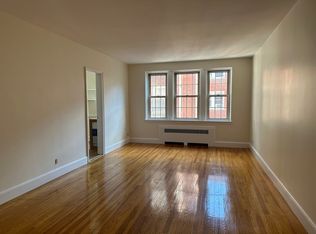 24 Concord Ave #110, Cambridge, MA 02138
