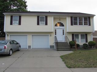 65 Vanderland Ave, East Providence, RI 02914