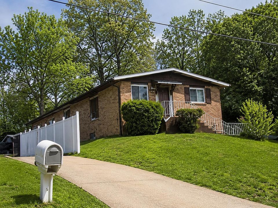 2nd image of 234 Douglas Ave
