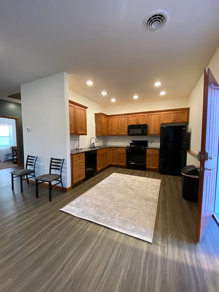 941 West 3rd Street - Unit 4 - 1 — Photo 2