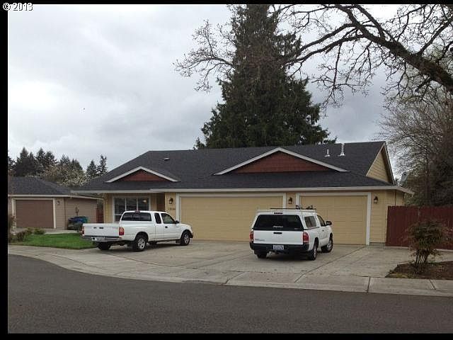 1st image of 10304 NE 52nd Ct