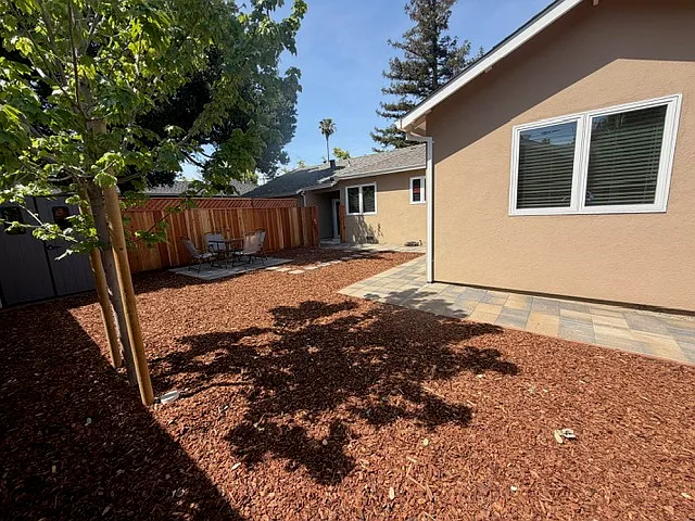 1150 Salerno Dr — Photo 16