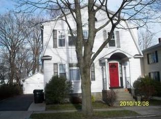 226 4th St #2, Providence, RI 02906