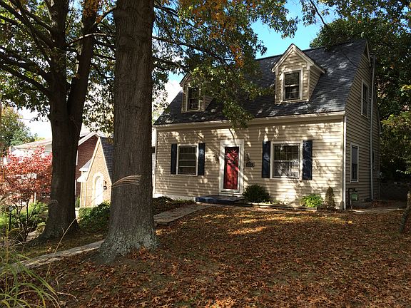 2nd image of 1223 Park Ave