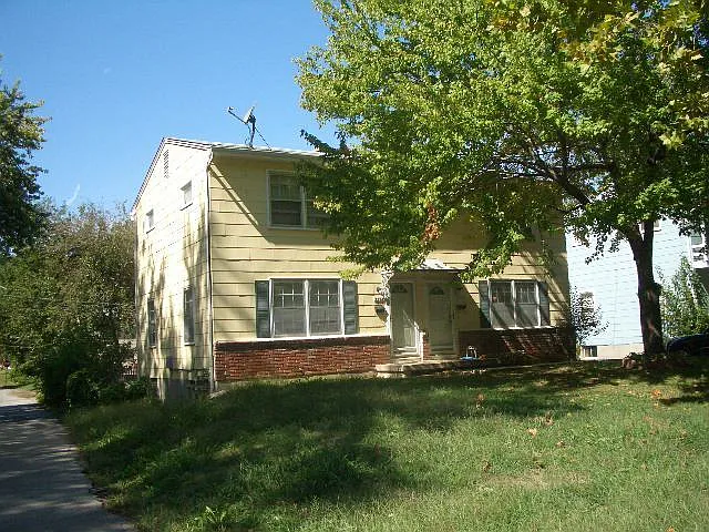 3518 Bell St — Photo 6