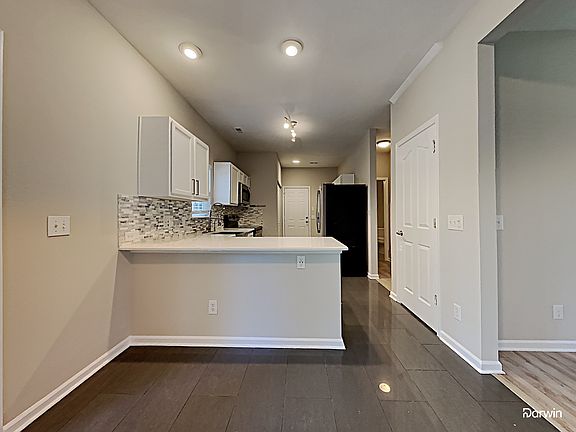 4th image of 6037 Grove Creek Ln