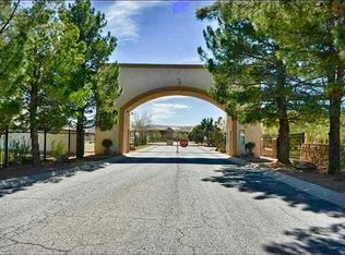 3755 Appaloosa Dr, Sunland Park, NM 88063