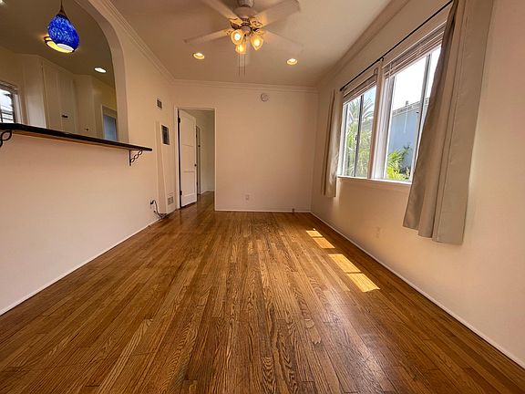 2nd image of 1005 Ashland Ave APT C