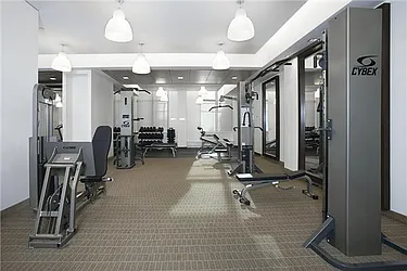 Rented by R New York