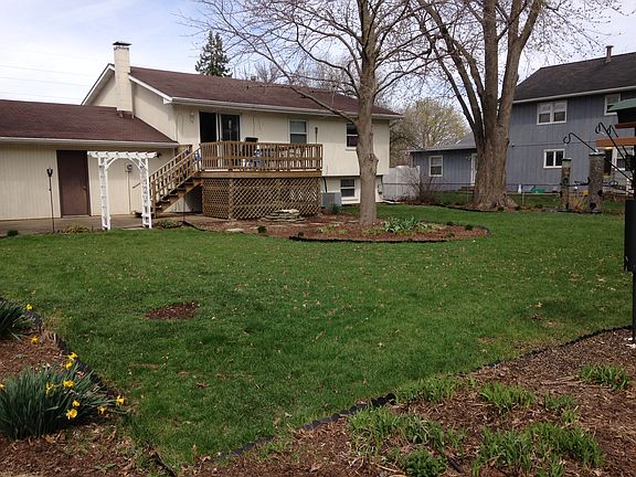 5th image of 1548 Woodbine Cir N