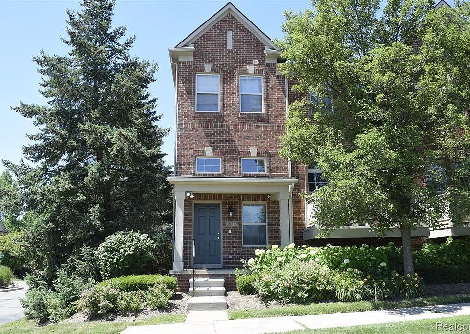 1st image of 39777 Rockcrest Cir