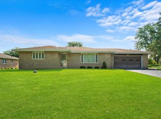 222 Roberts Rd, New Lenox, IL 60451