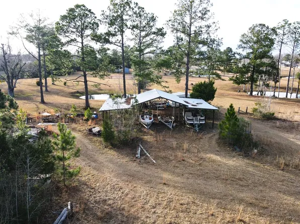 W Arm Dr, Wewahitchka, FL 32465