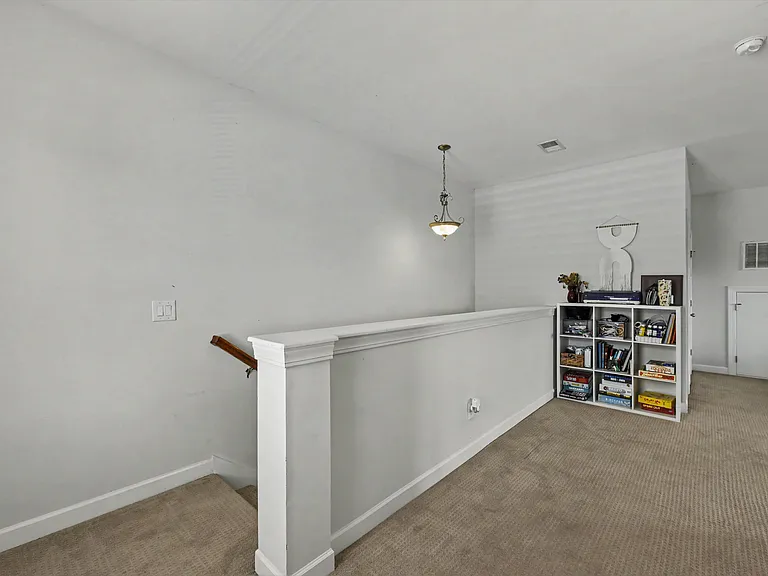 203 Topsaw Ln — Photo 8