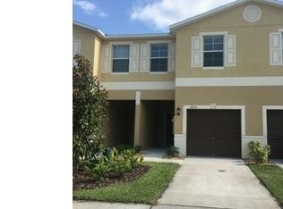 2233 Golden Falcon Dr, Ruskin, FL 33570